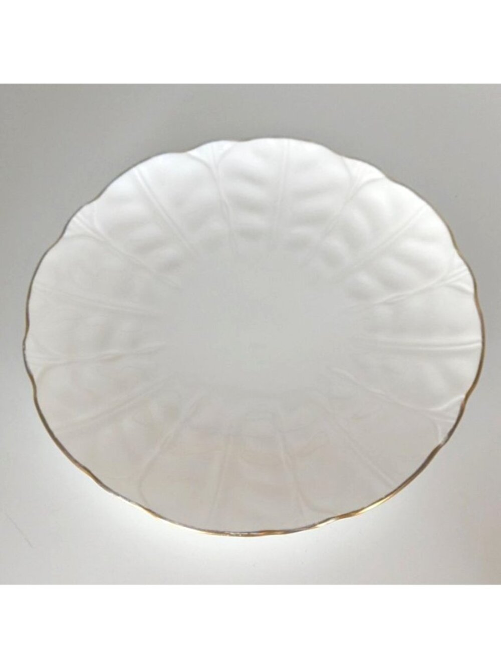 Aynsley Golden Crocus Salad Plate 8.25" Bone China England Scalloped Gold Trim